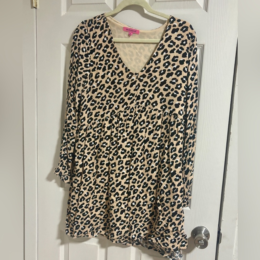 Simply Southern Leopard Print V-Neck Dress NWOT Medium